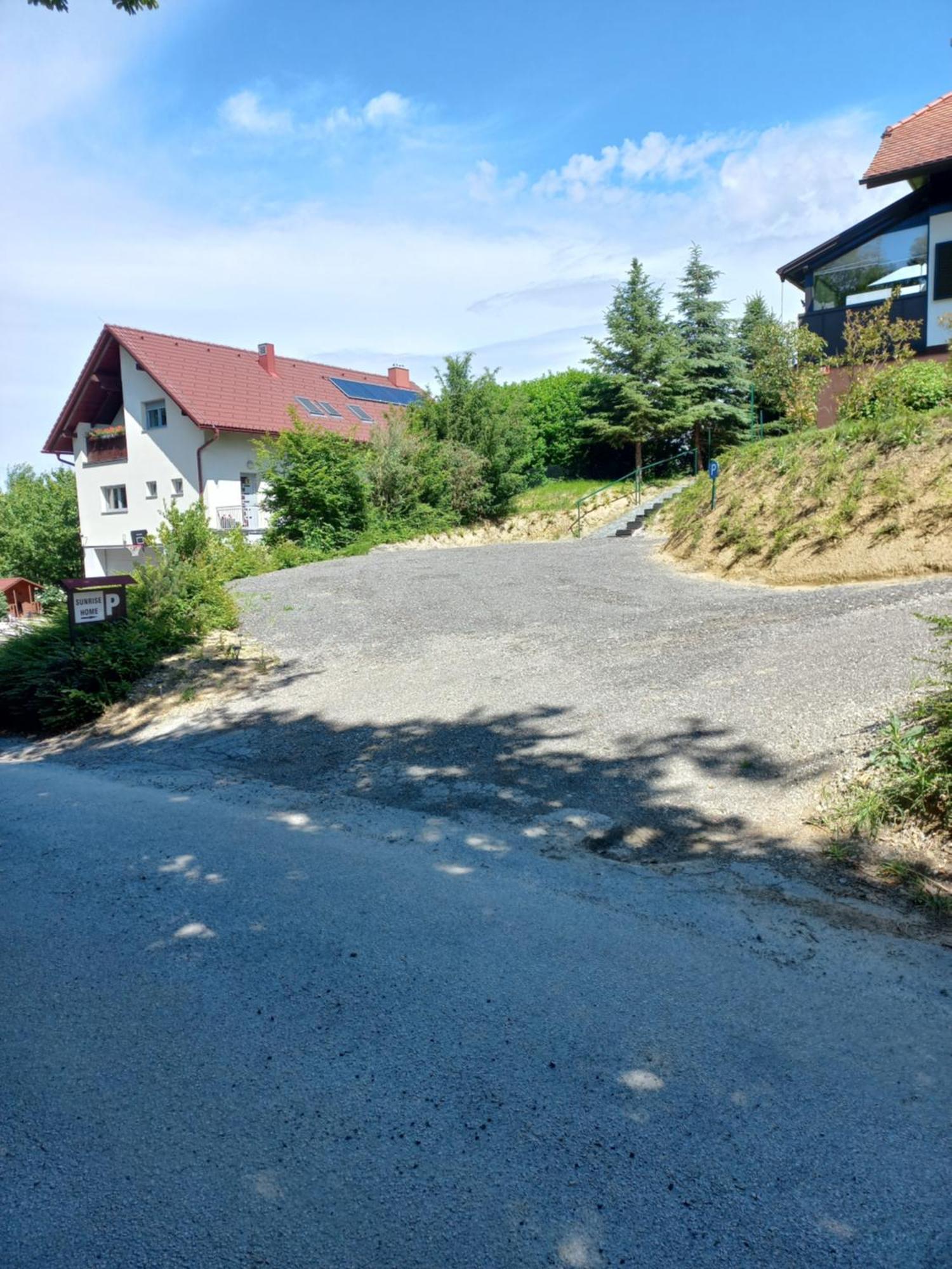 Sunrise Home Maribor Ngoại thất bức ảnh